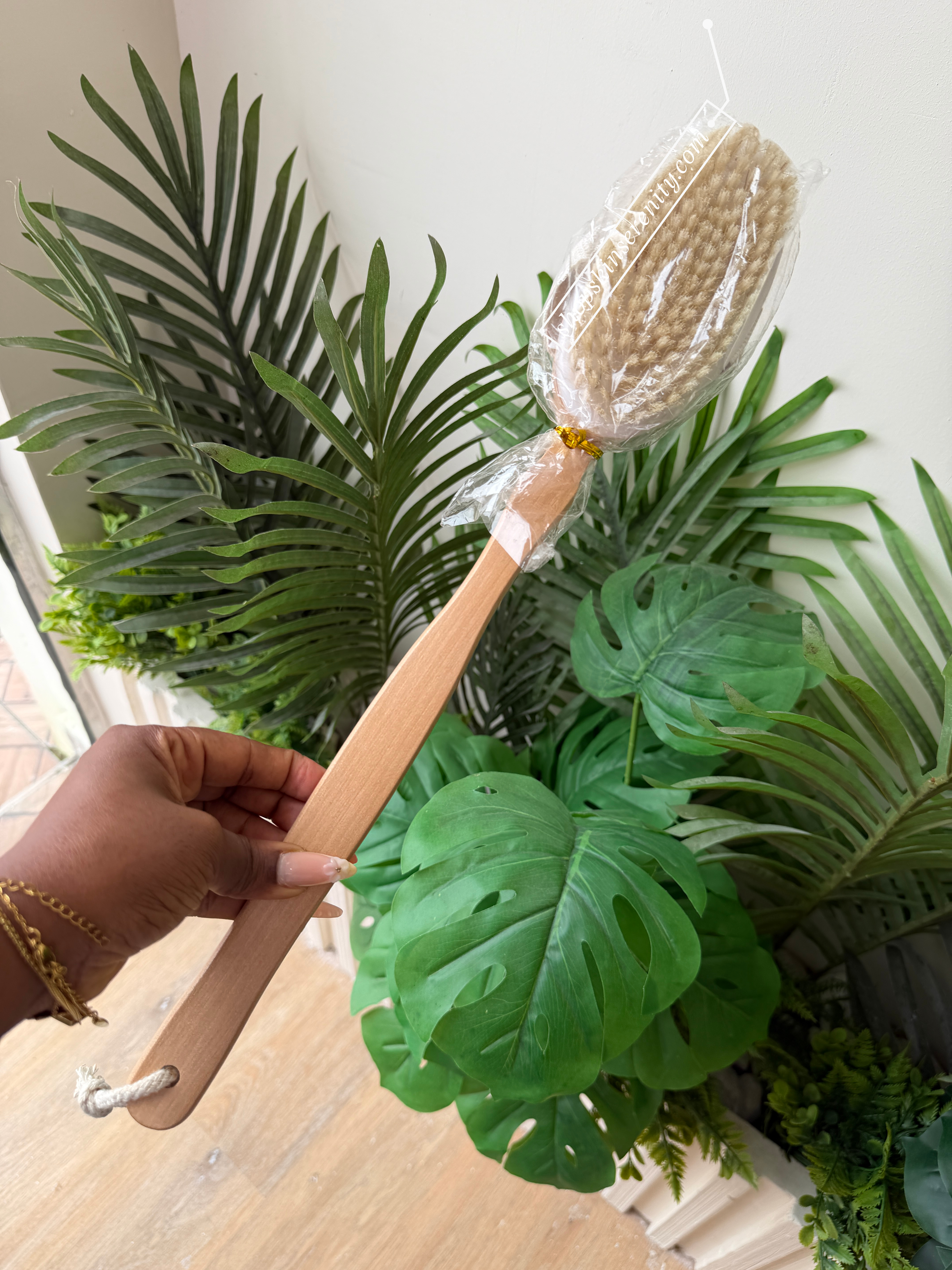 Gaga Brush (detachable long-handled bath brush)