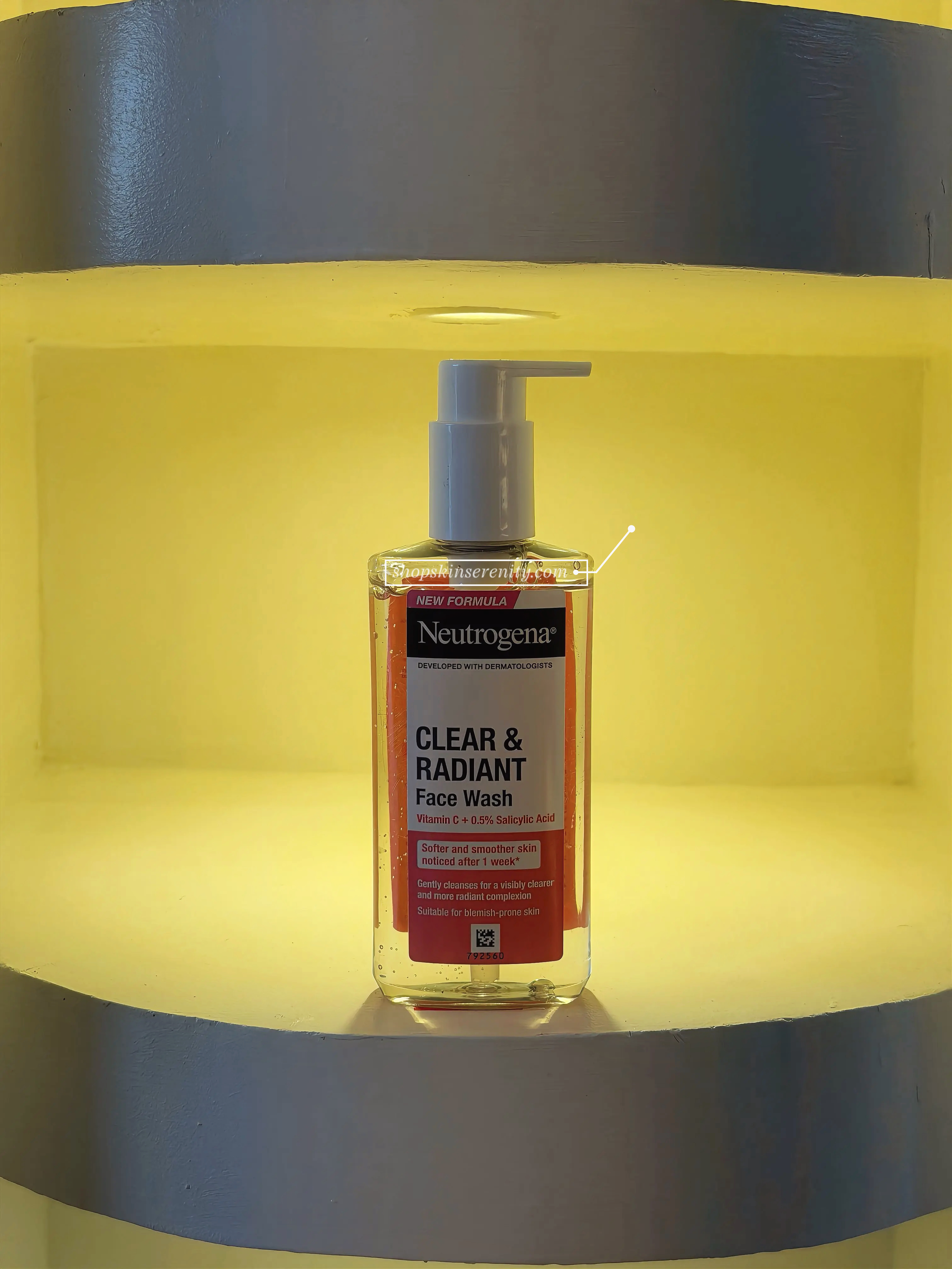 Neutrogena Clear & Radiant Face Wash